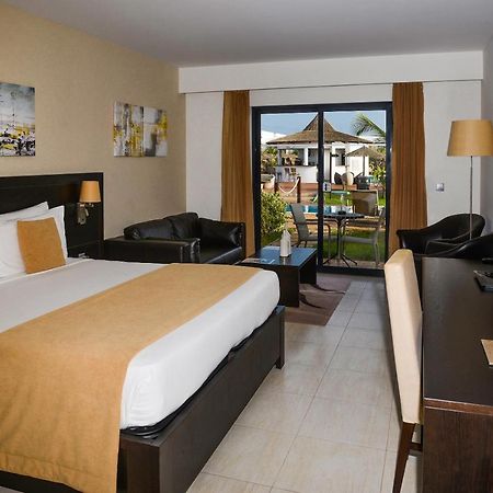 Melia Llana Beach Resort & Spa (Adults Only) سانتا ماريا المظهر الخارجي الصورة