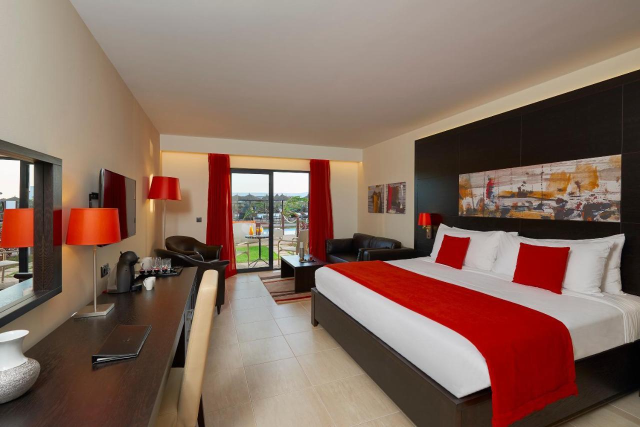 Melia Llana Beach Resort & Spa (Adults Only) سانتا ماريا المظهر الخارجي الصورة